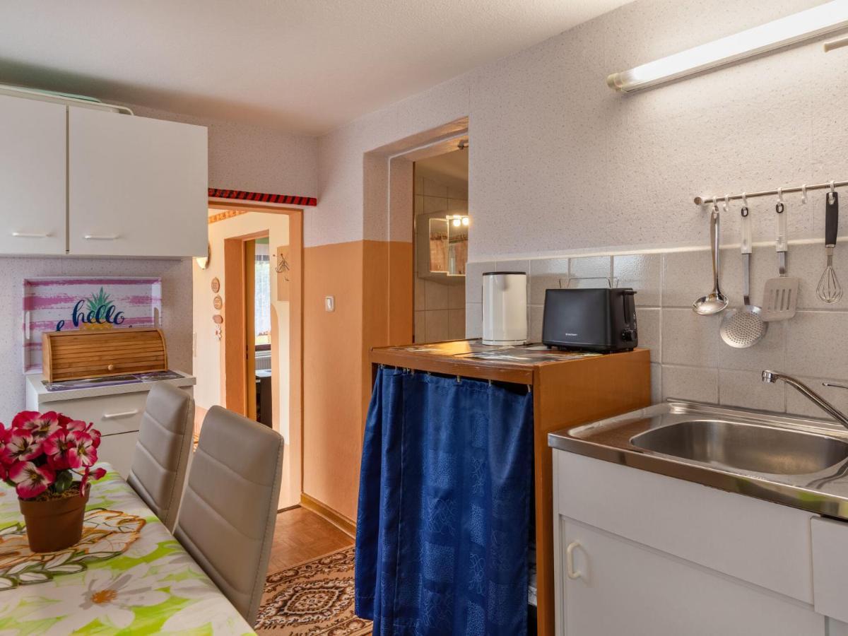 Beautiful Holiday House In Biendorf With Garden Korchow 외부 사진